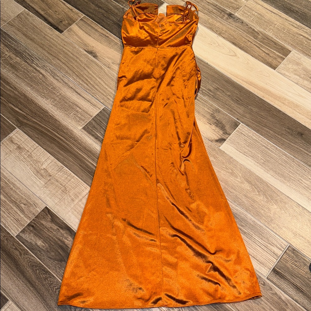 Stunning Burnt Orange/Rust Alamour Nevali TWIN Small - Picture 6 of 9